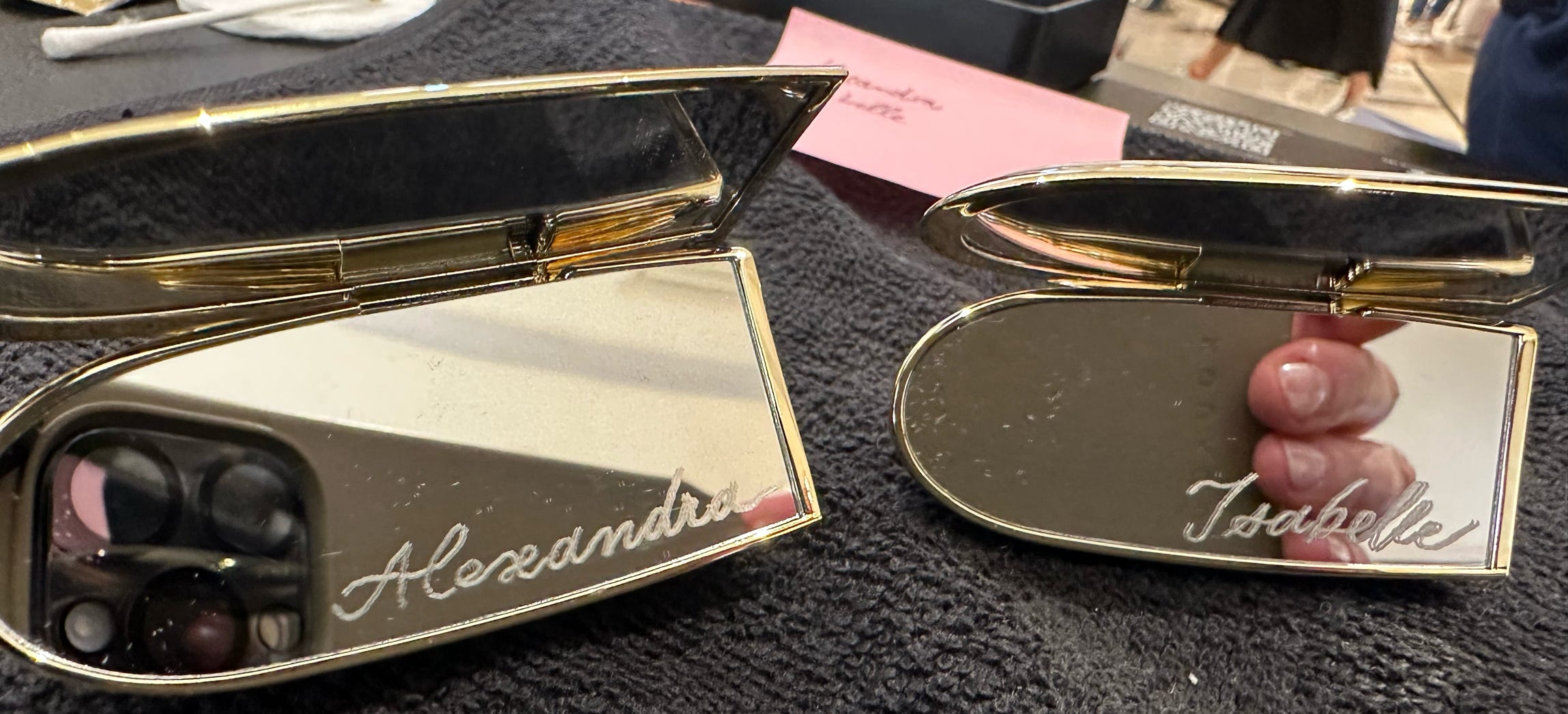 personalisierte Handgravur auf Lippenstift Hüllen